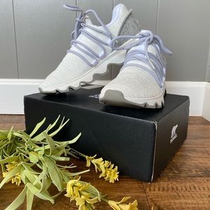 NIB Sorel Kinetic Lace Sneakers